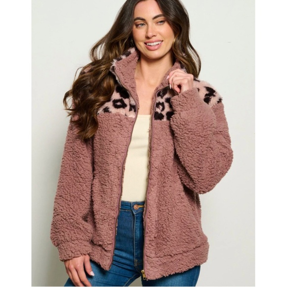 "The Rowen" Mauve Animal Print Sherpa Zip Up Jacket - Picture 4 of 4